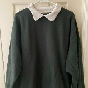 Brandy Melville Green & White Erica Collar Sweatshirt